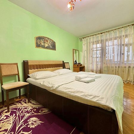 Apartpoltava Затишна 3-Кімнатна Квартира В Центрі Міста, Каштанова Алея, Звітна Документація, Чек Dış mekan fotoğraf